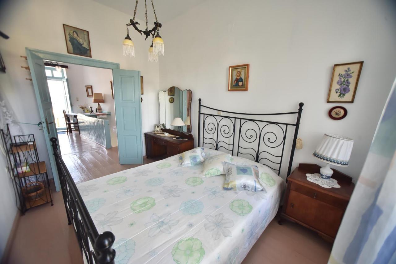 Traditional House By The Sea Mandraki  Экстерьер фото