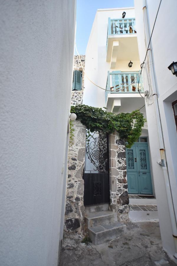 Traditional House By The Sea Mandraki  Экстерьер фото